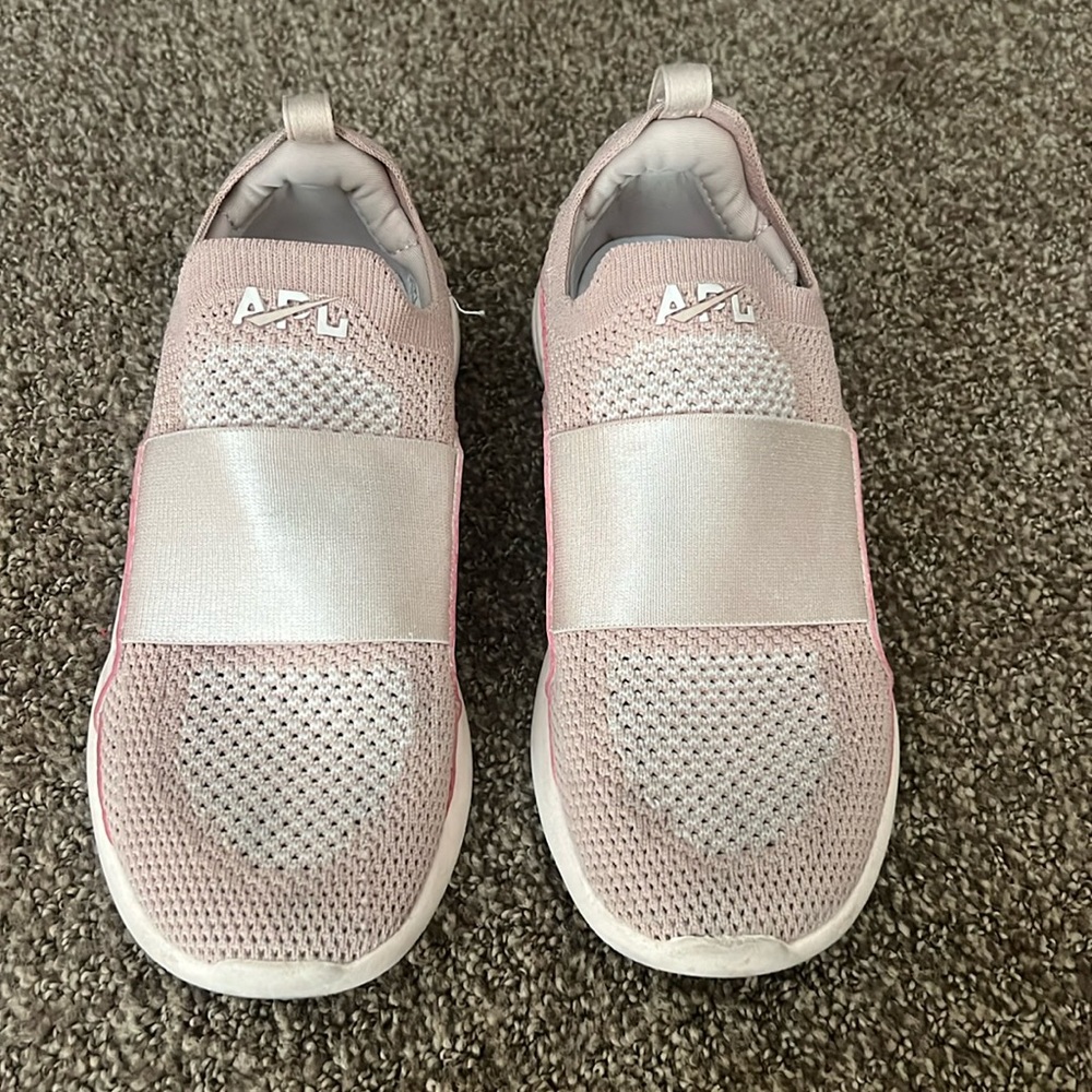 Girls APL sneakers